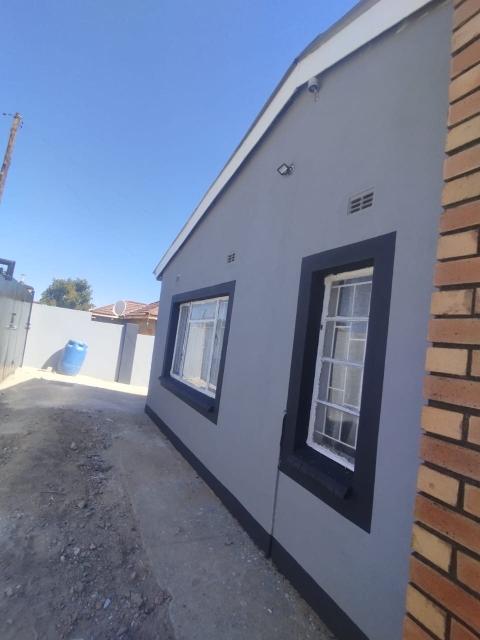 Moyo exterior